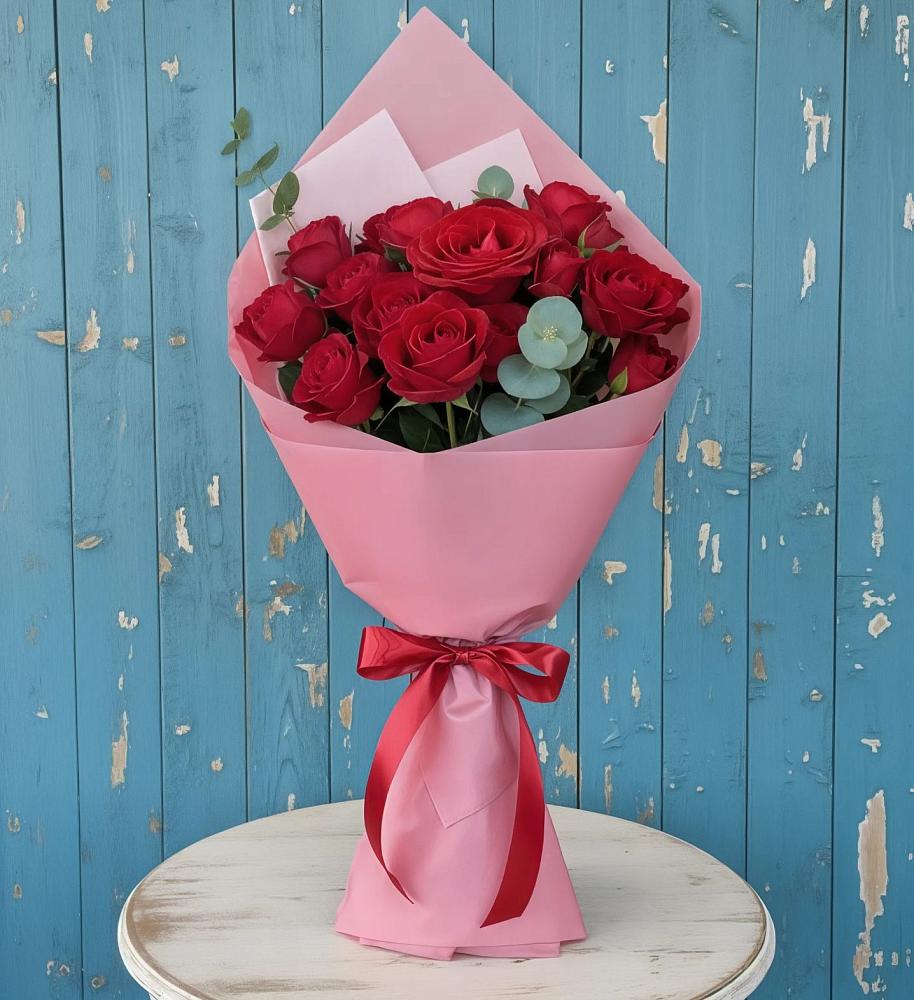 Букет цветов из: Розы в Бохане