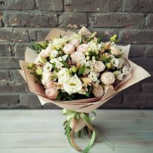Букет цветов из:  Альстромерии, Розы и Хризантемы в Бохане