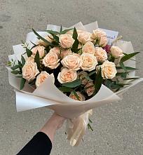 Букет Кремовые розы Латте в Бохане