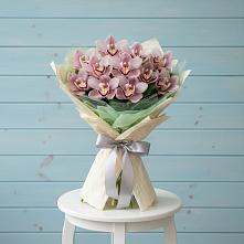 Букет цветов из:  Орхидеи и Розы #REPLACE_PRED# Бохане