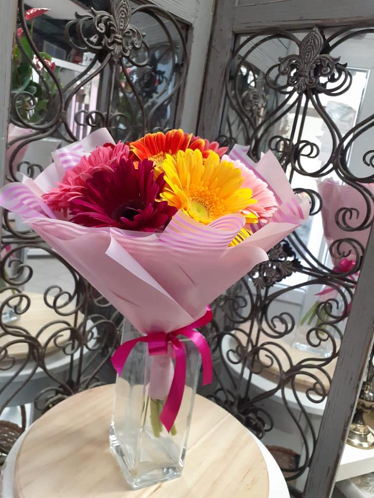 Букет цветов из: Герберы в Бохане