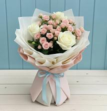 Букет цветов из:  Розы в Бохане