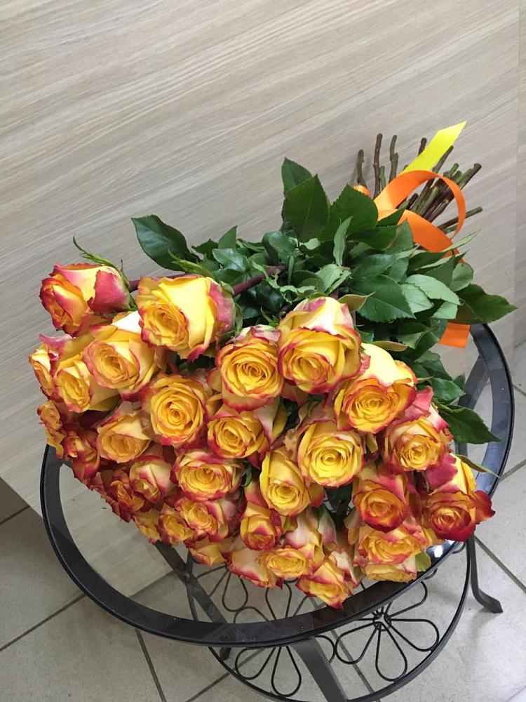 Букет Желтые розы в Бохане