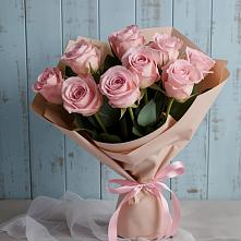 Букет цветов из:  Розы в Бохане