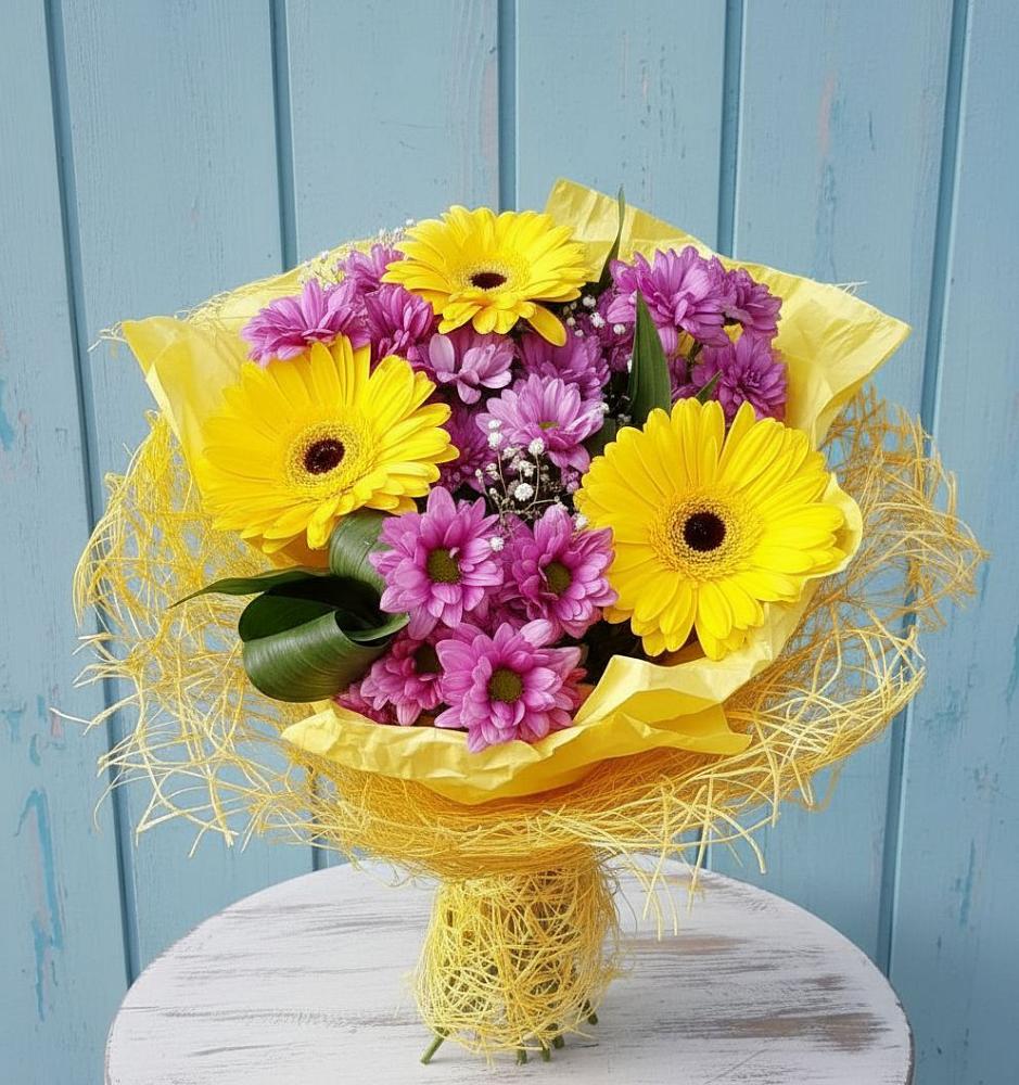Букет цветов из: Хризантемы и Герберы в Бохане