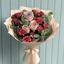 Букет цветов из:  Гвоздики и Розы #REPLACE_PRED# Бохане