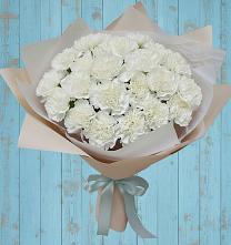 Букет цветов из:  Гвоздики в Бохане